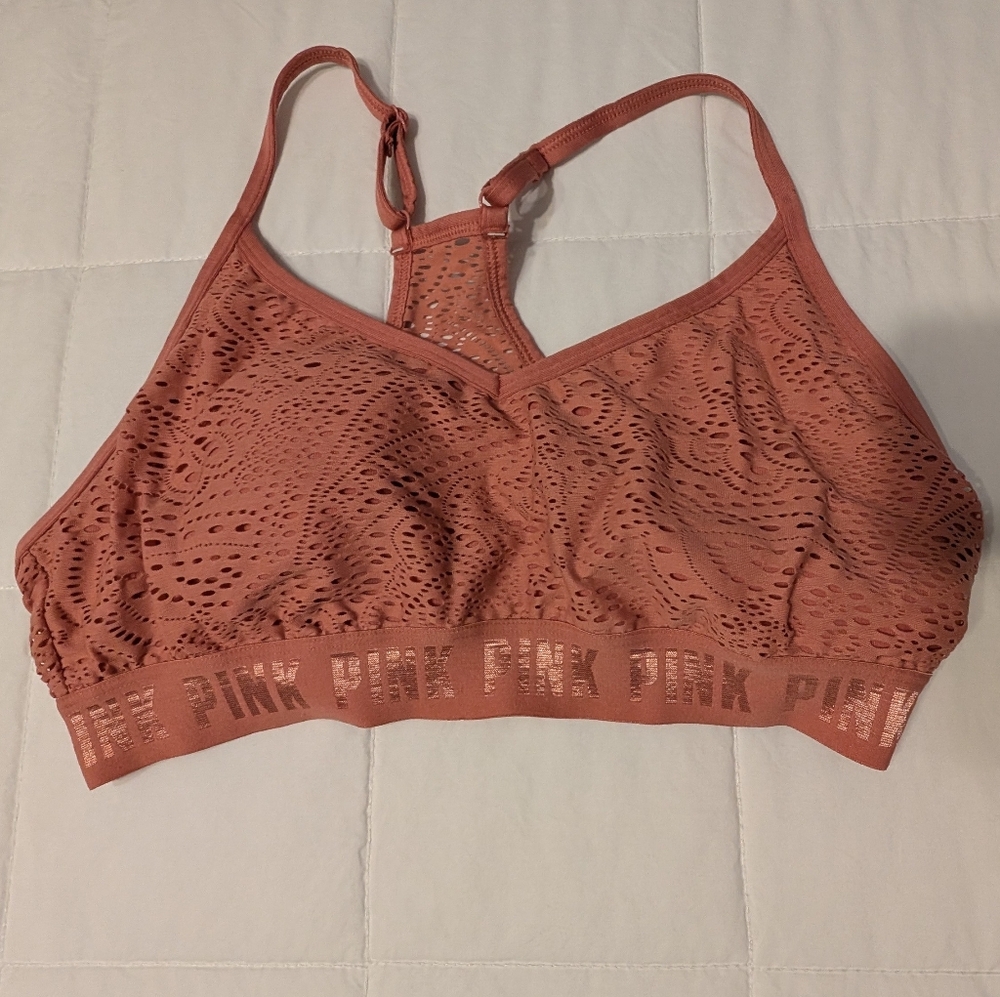 Victorias Secret Coral Sport Ultimate Lightly Lined Sport Bra Top